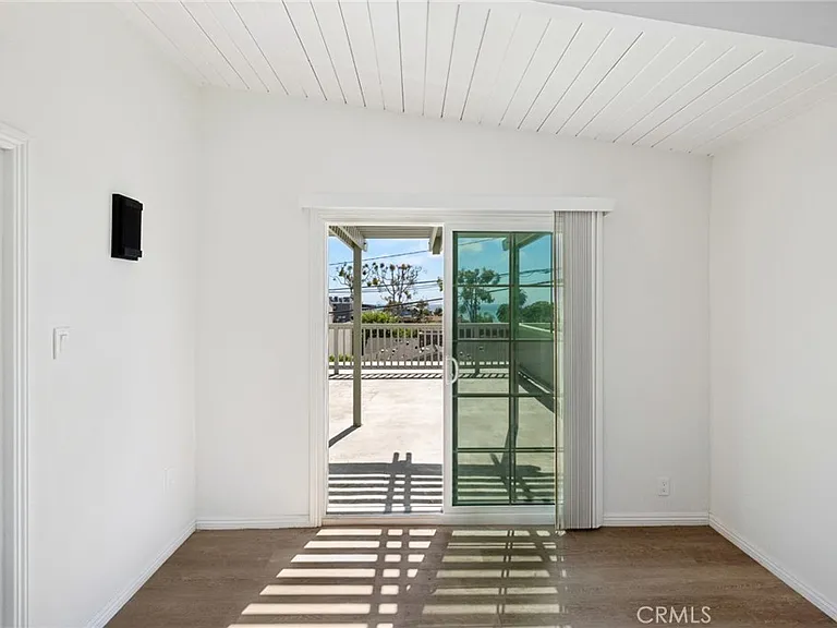 525 Catalina St #D — Photo 4