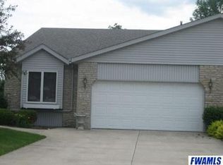 1021 Woodridge Dr, Decatur, IN 46733