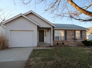 2537 Wellesley Dr, High Ridge, MO 63049