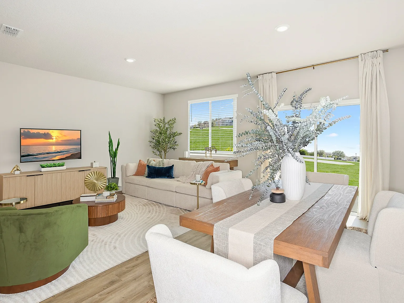 Coral Palms at Oakleaf — Photo 1