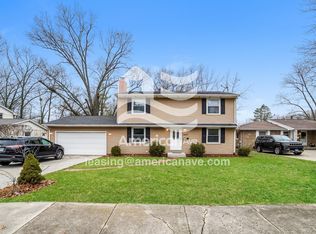 6619 N Greenmont Rd, Peoria, IL 61614