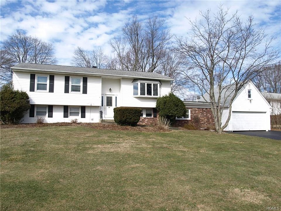 1st image of 68 Elmwood Dr