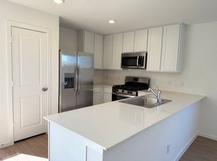 232 Dallas Dr, Angleton, TX 77515