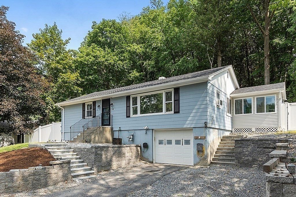 115 North St, Leominster, MA 01453 Zillow