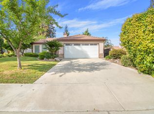 1602 E La Vida Court, Visalia, CA 93292