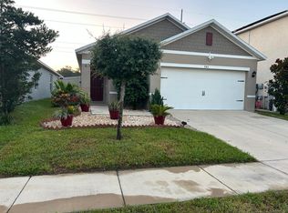 743 Chinoy Rd, Davenport, FL 33837