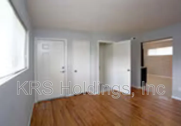 4313 Newsome Dr — Photo 2