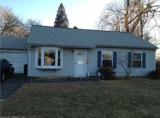 6 Mead Cir, Ansonia, CT 06401