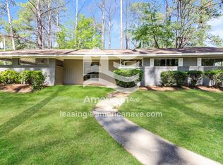 1206 Garden Park Dr, Jackson, MS 39204