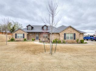 4123 Woodland Blvd, Edmond, OK 73034