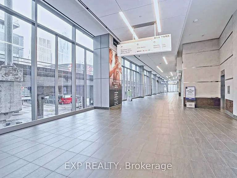 88 Harbour St #2302 — Photo 21