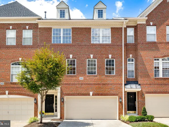 20377 Cottswold Ter, Sterling, VA 20165