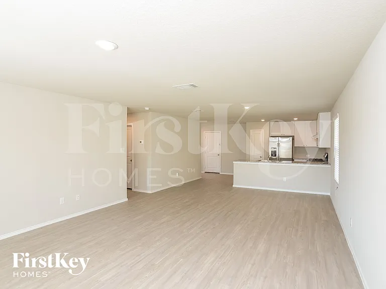 1822 Morse Way — Photo 4