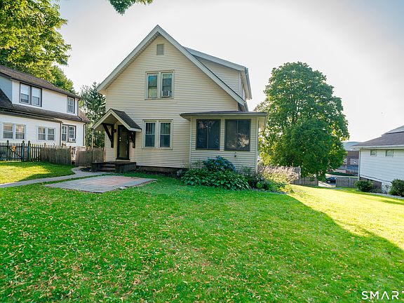2nd image of 33 Collins Parkway