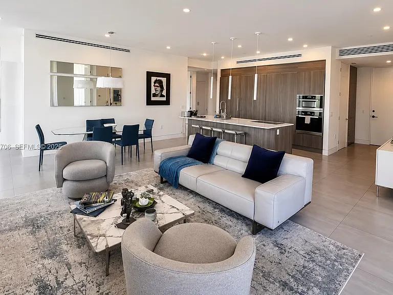 101 Sunrise Dr #A-201 — Photo 2