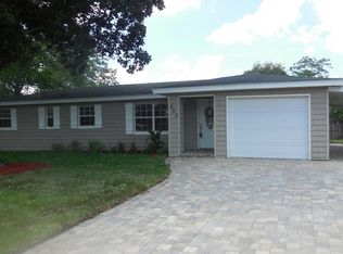 464 Sargo Rd, Atlantic Beach, FL 32233