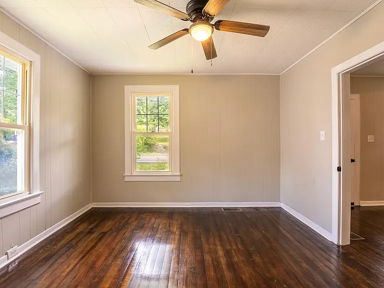 330 Chickamauga Ave — Photo 15