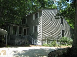 578 Waters Edge Dr, Clarkesville, GA 30523