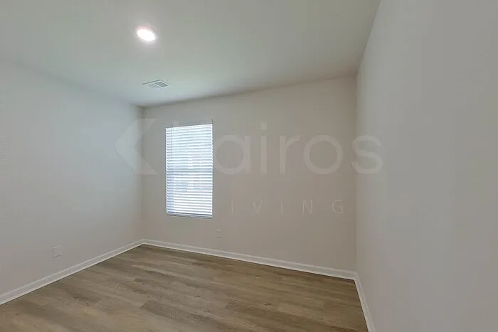 104 Overstreet Way — Photo 13