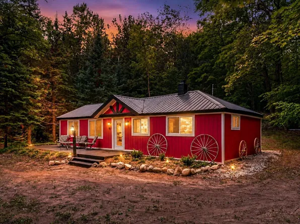 7979 N Turnerville Rd, Lake City, MI 49651