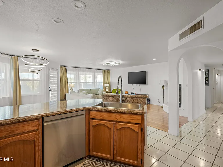 6205 La Posta Dr — Photo 19