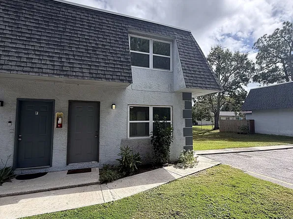 4089 76th Ave N APT E, Pinellas Park, FL 33781