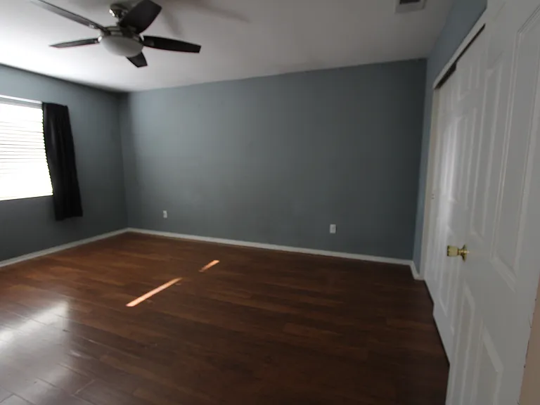 bedroom 2 (2nd floor)
