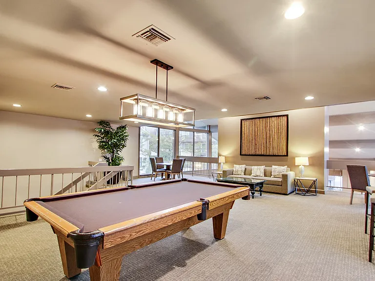 Woodcliff Apartments — Photo 46