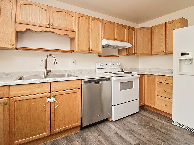 2226 Bison Dr — Photo 5