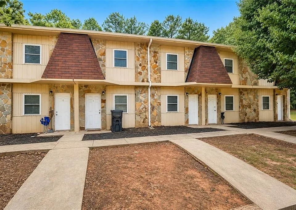 88 Angie Dr