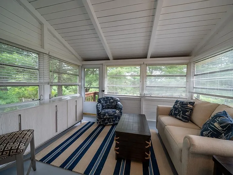 246 Winding Pond Rd — Photo 12