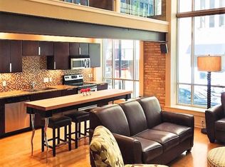 65 Monroe Center St NW SUITE 200, Grand Rapids, MI 49503