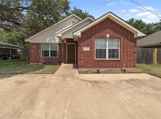1117 Carolina St, College Station, TX 77840
