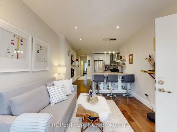 635 Christie St, Toronto, ON M6G 3E6