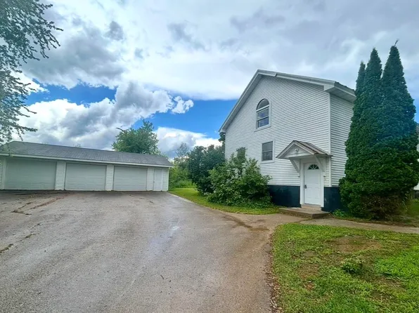 5305 County Road J, Oconto, WI 54153
