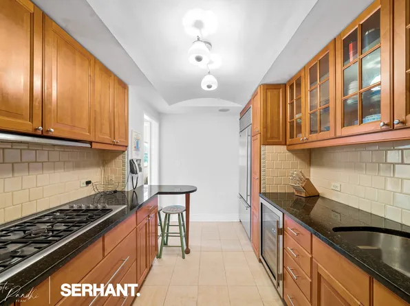 132 East 35th Street image 14 of 31