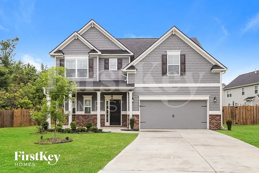 4 bed, 2.5 bath, 2109 sqft, $2,480 — Photo 1