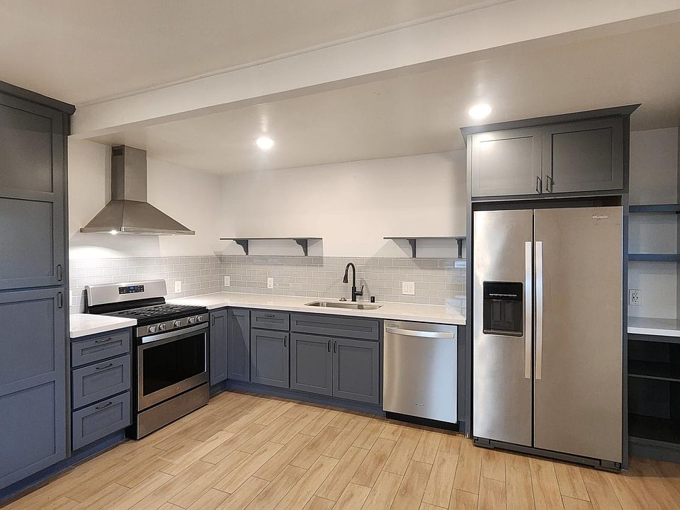 1st image of 1724 T St APT 3