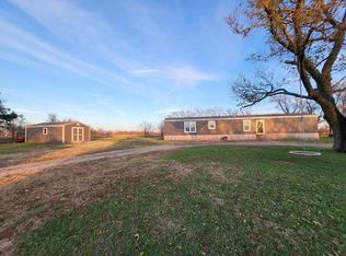 10102 91st Rd, Winfield, KS 67156