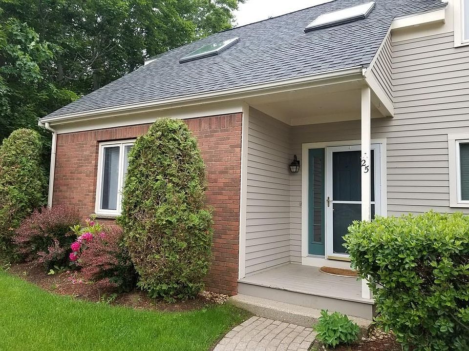 1st image of 25 Cara Dr #25