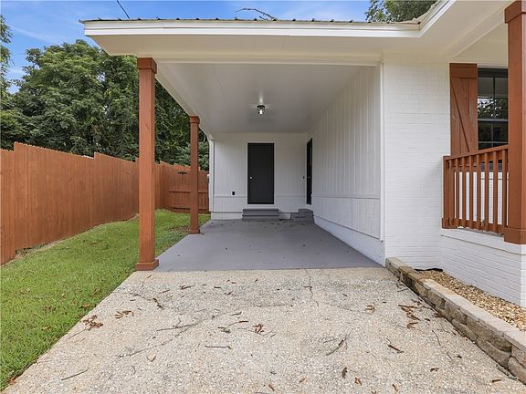 3rd image of 16 Jeter Ave