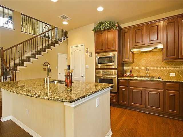 1st image of 703 S Frontier Ln