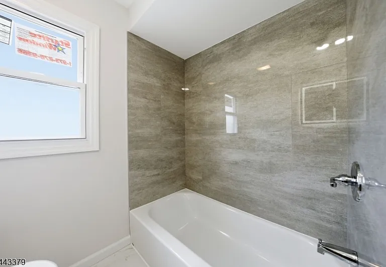 551 Schuyler Ave #2 — Photo 13
