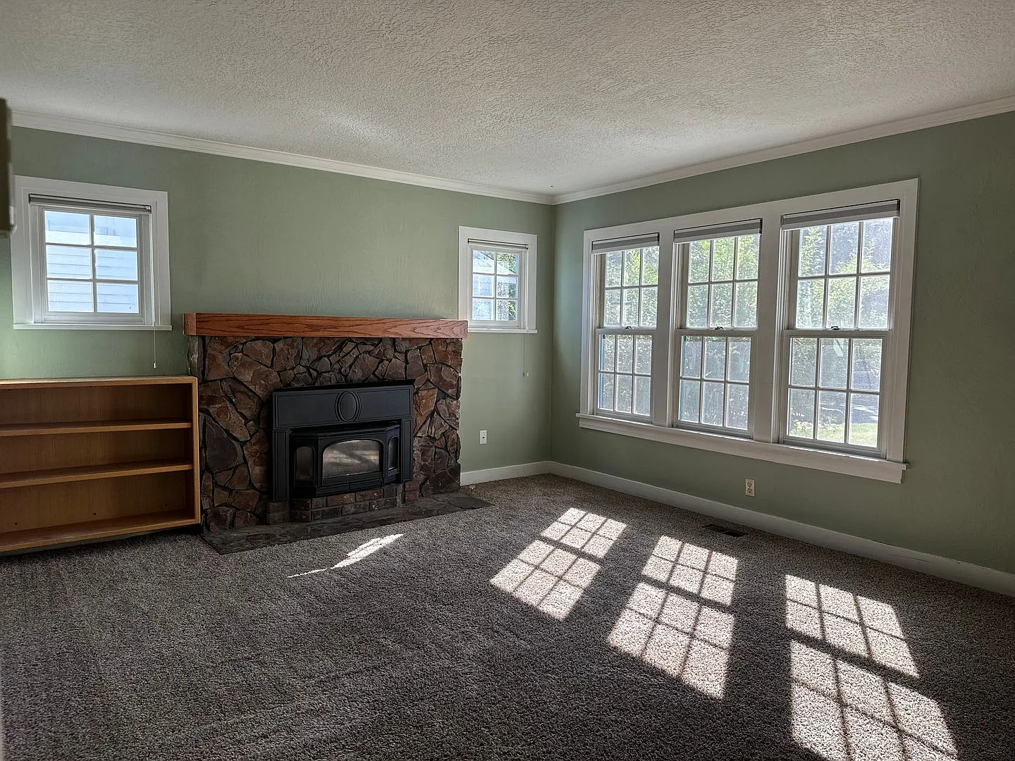 Classic Westside Cottage, Super Charming! — Photo 3