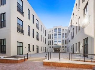 518-536 Gregory Ave APT A401, Weehawken, NJ 07086