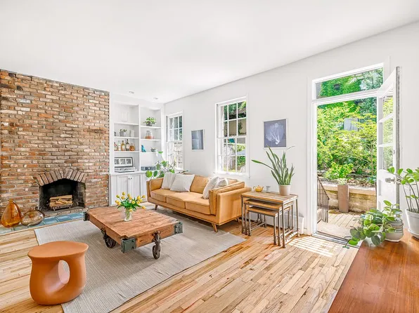 49 Columbia Pl APT 1, Brooklyn, NY 11201