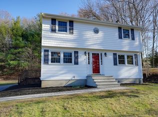 2 Cathy Rd, Burlington, MA 01803