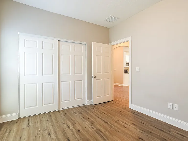 1507 Julia St — Photo 14