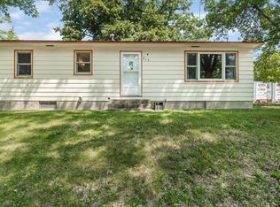 213 1st Ave SE, New London, MN 56273