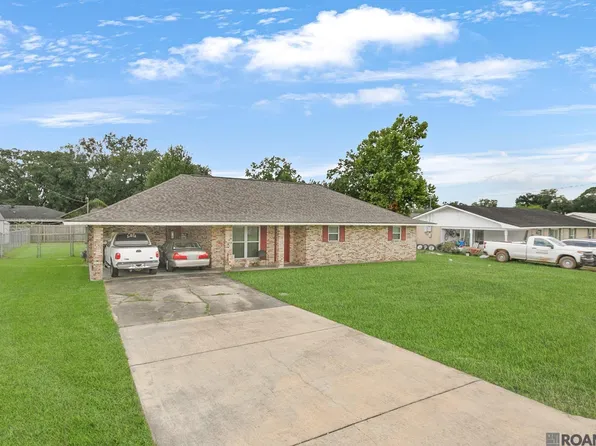 42107 Janile St, Gonzales, LA 70737
